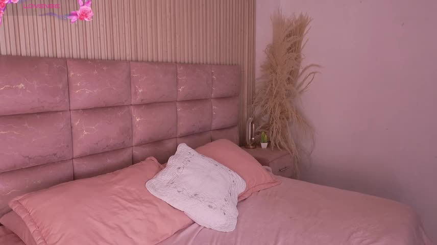 HannaRhodes Webcam Chat October 12, 2026
