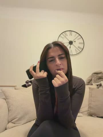 miniclaraaa Webcam Chat October 12, 2026