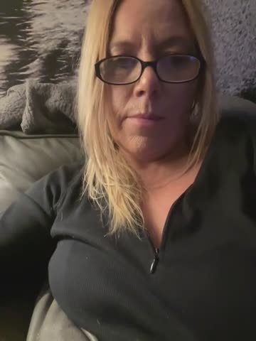 Golden-Dior Webcam Chat October 12, 2026