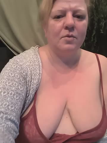 jusichka Webcam Chat October 12, 2026