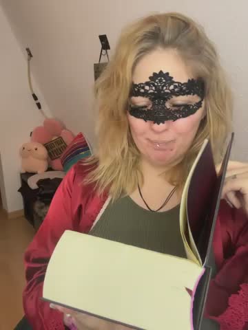 -CurvySecret- Webcam Chat October 12, 2026