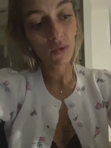 Bellalolahot Webcam Chat October 12, 2026