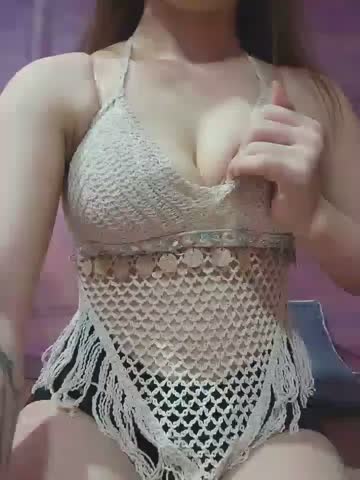 LylyCii6969 Webcam Star October 12, 2026