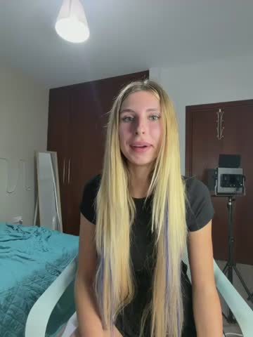 emma05 Webcam Chat October 12, 2026