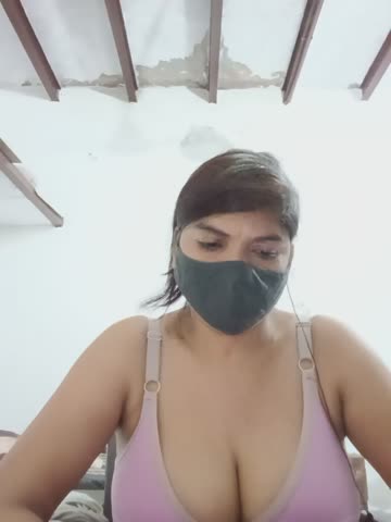 illay_love Webcam Chat October 13, 2026
