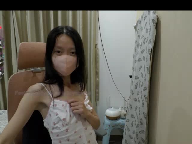 Lil-Cherry Webcam Star October 13, 2026
