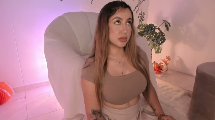 Sarapalmer1 Webcam Chat October 13, 2026