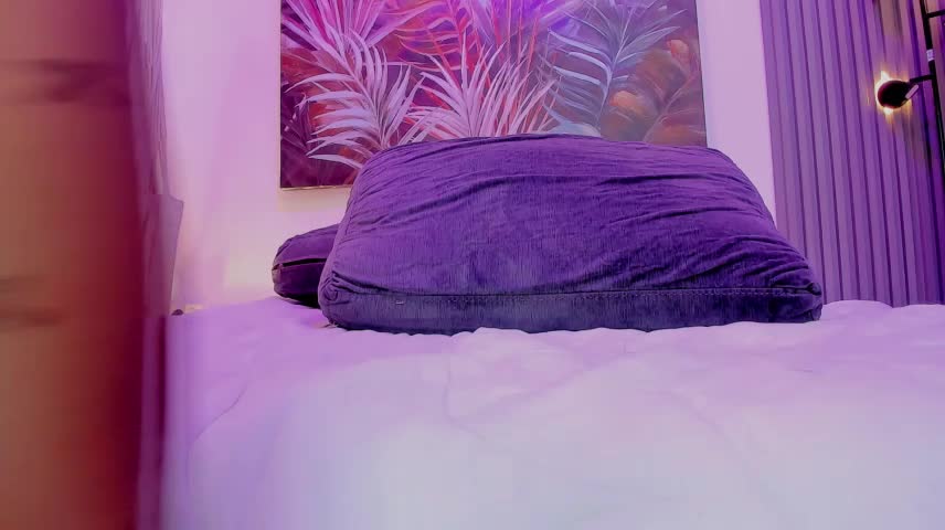 daviana_hills Webcam Chat October 13, 2026