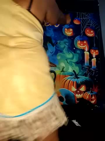 AmazonianMistress Webcam Chat October 13, 2026
