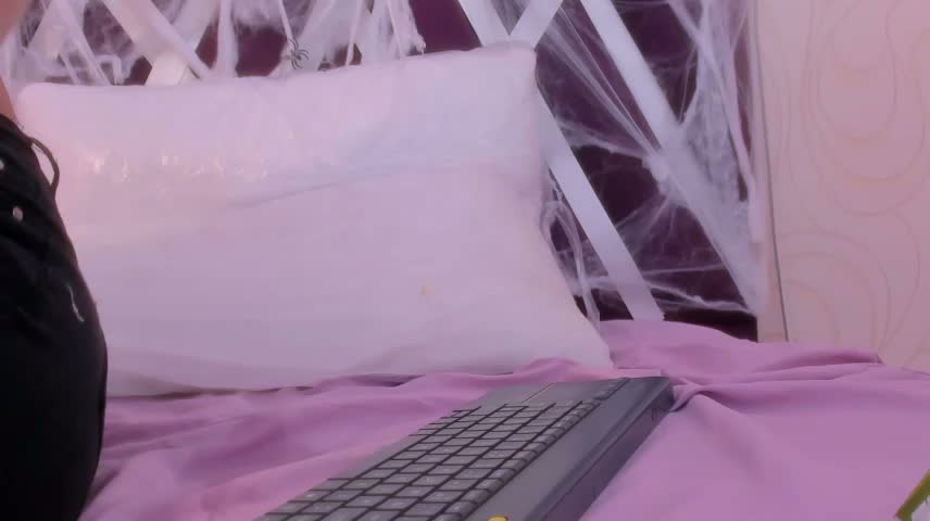 skysaenz Webcam Chat October 13, 2026