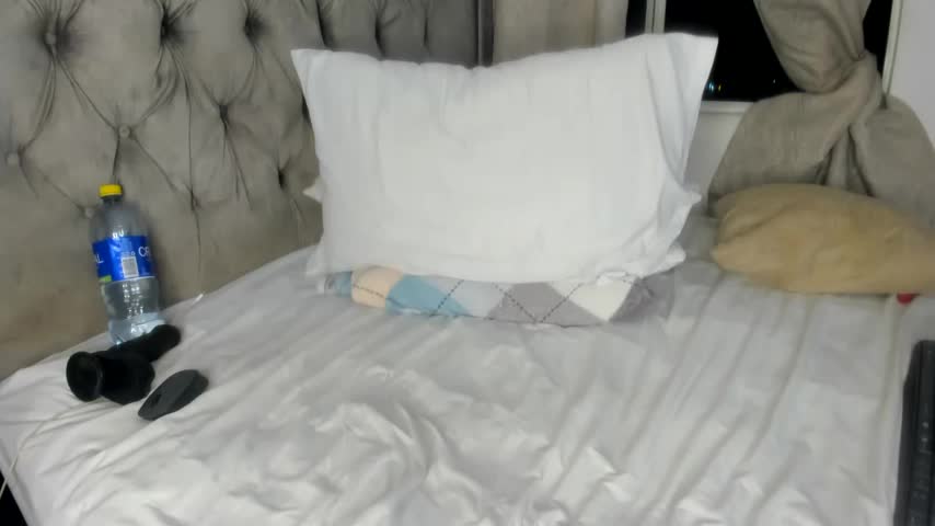Lillebbw Webcam Chat October 14, 2026
