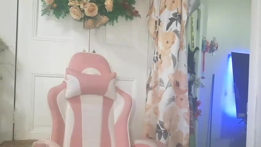 nastydianastrips Webcam Chat October 14, 2026
