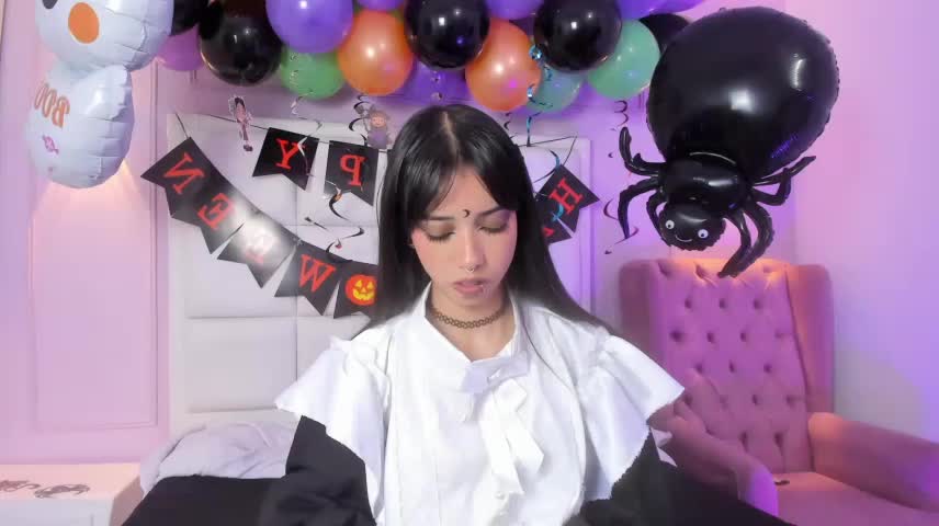 Kari_Evans Webcam Chat October 13, 2026