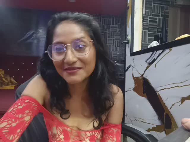 AdelinaMiran Webcam Chat October 14, 2026