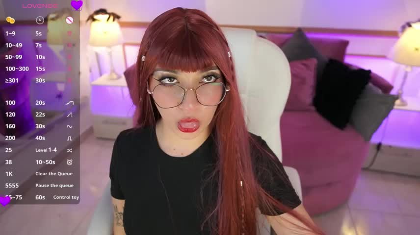 RogueRaveen Webcam Chat October 14, 2026