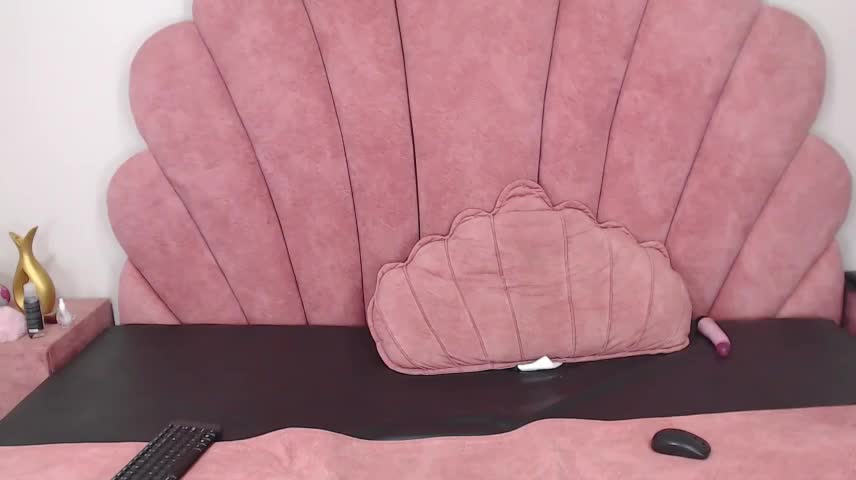 Candy_Bony Webcam Chat October 14, 2026