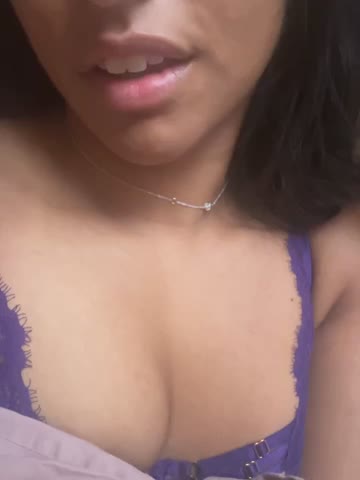 sweetcheexxs Webcam Chat October 14, 2026