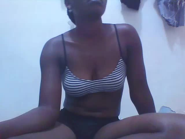 smulove Webcam Chat October 14, 2026