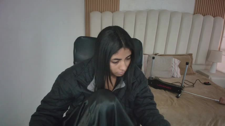 shaneelle Webcam Chat October 14, 2026