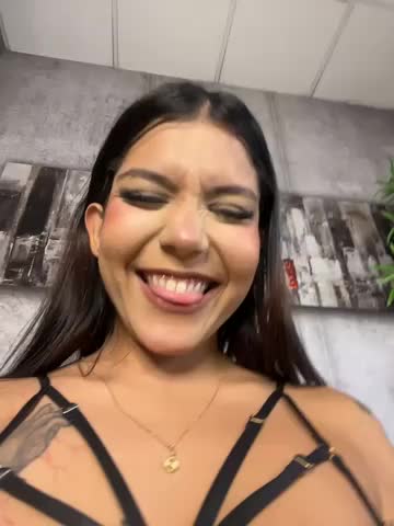 CherrySmirkXXX Webcam Chat October 14, 2026