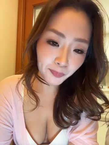 Yomi009 Webcam Chat October 14, 2026
