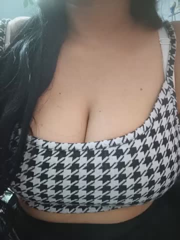 tamil_paalkova Webcam Chat October 14, 2026