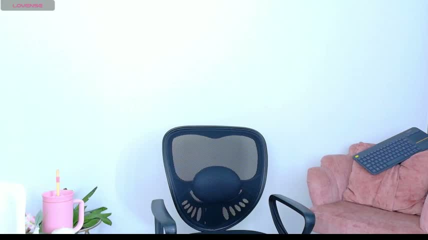 LunaraVelvett Webcam Chat October 14, 2026