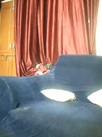 Golden_Desi Webcam Chat October 14, 2026