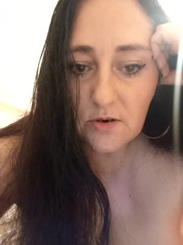 Bella_862 Webcam Chat October 14, 2026