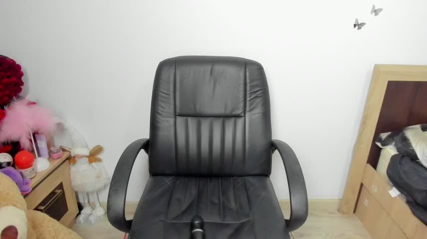 kilenyapatrice Webcam Star October 14, 2026