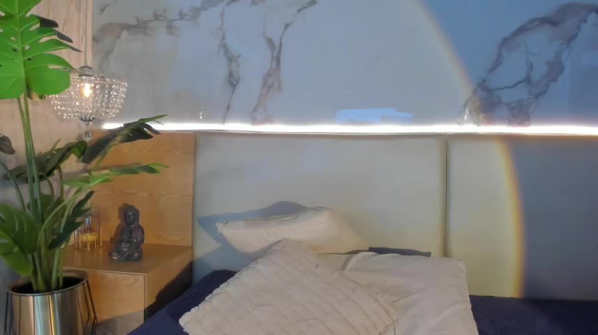 Sienna_Bellucci1 Webcam Chat October 14, 2026