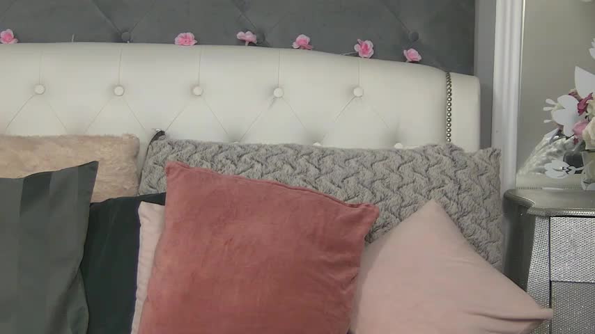 BriannaEllams Webcam Chat October 14, 2026