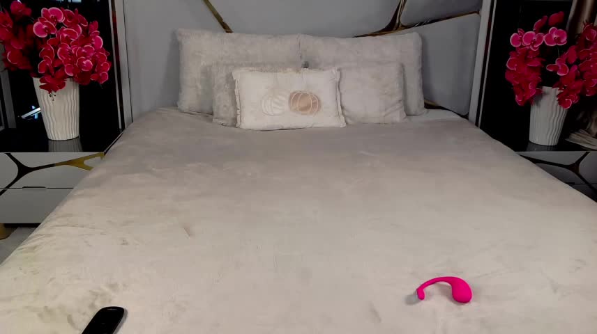 KenyaCruz Webcam Chat October 14, 2026