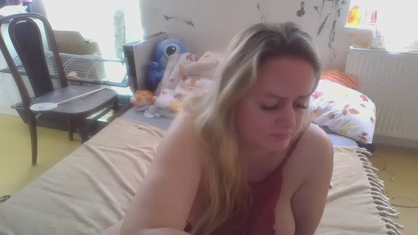 Meliss_Official9 Webcam Chat October 14, 2026