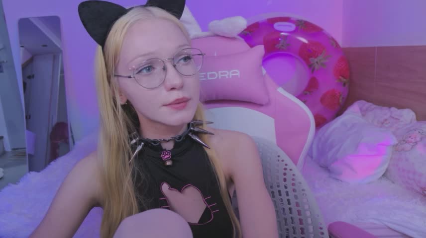 blush Webcam Chat October 14, 2026