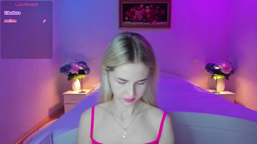 Julie_Blaze Webcam Chat October 14, 2026