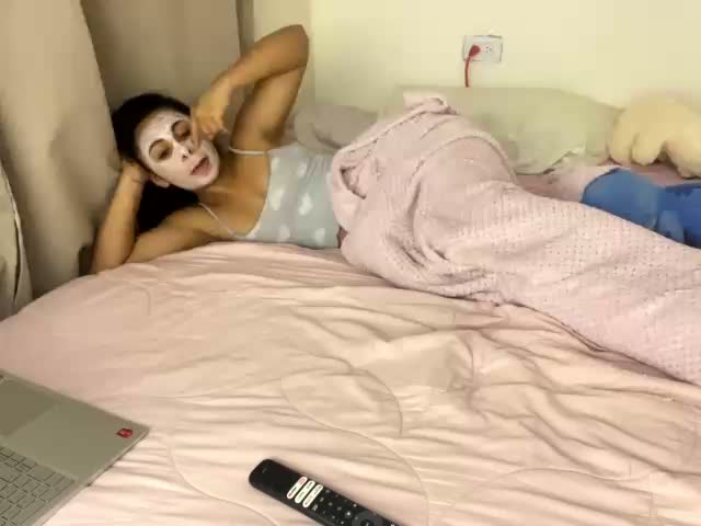 angel_twink21 Webcam Chat October 14, 2026