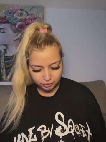 AllysonK Webcam Chat October 14, 2026