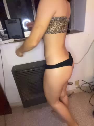 Ninfi Webcam Chat October 14, 2026