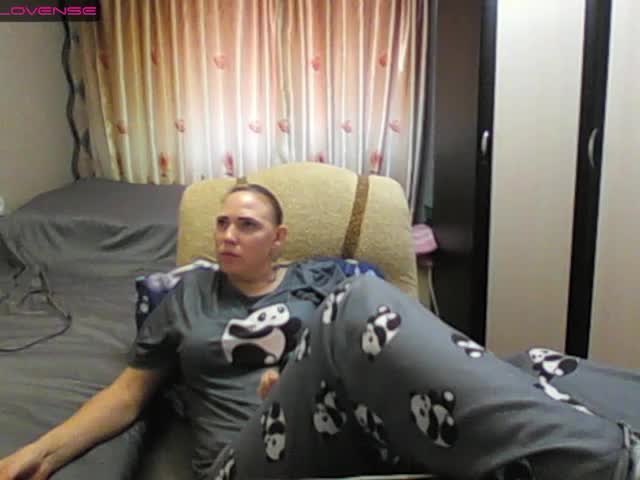 JenniDeep Webcam Chat October 14, 2026