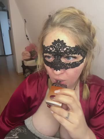 -CurvySecret- Webcam Chat October 14, 2026