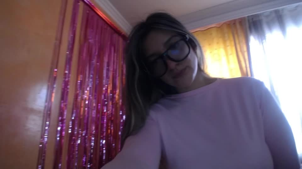 miss_lilieth Webcam Chat October 14, 2026