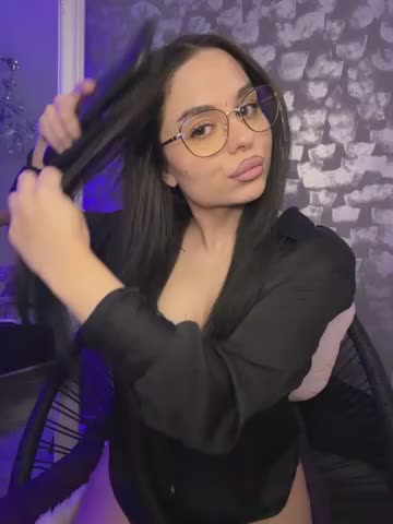 Olivia_Noor Webcam Chat October 14, 2026