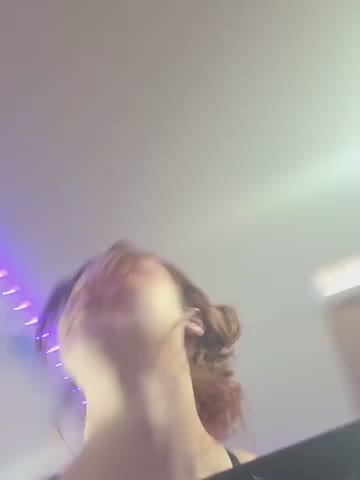 xoxoameliarose Webcam Chat October 14, 2026