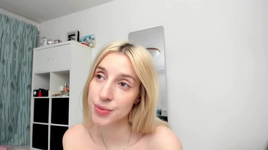 KenzieDawton Webcam Chat October 14, 2026