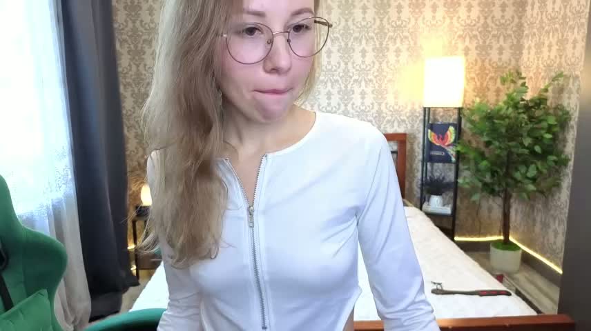 Lill_Ana Webcam Chat October 14, 2026