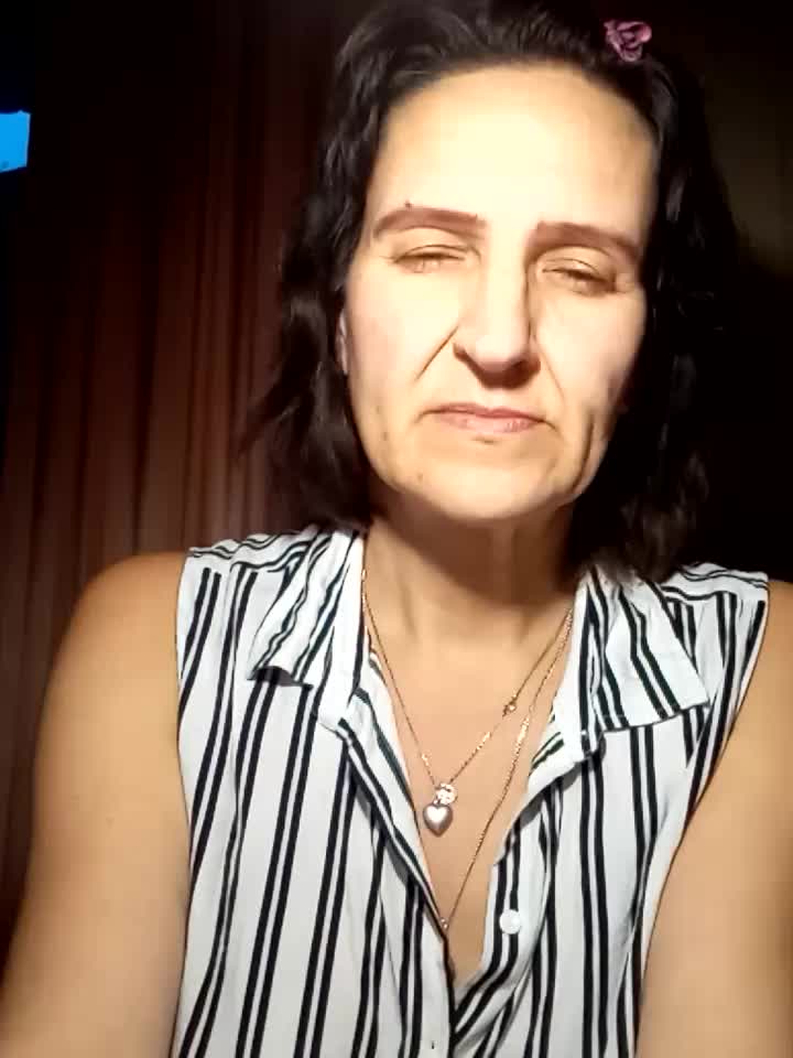 Alene_Lorrie Webcam Chat October 14, 2026
