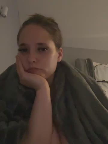 Poppylooloo Webcam Star October 14, 2026