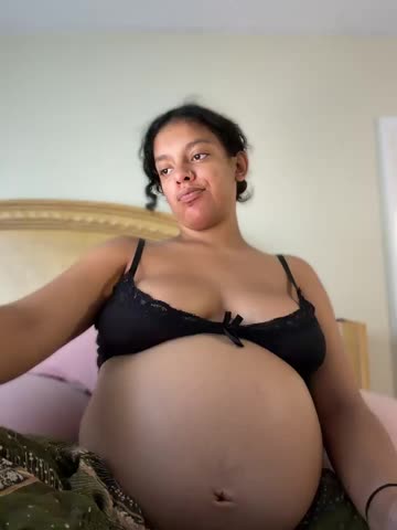 allybluee777 Webcam Chat October 14, 2026