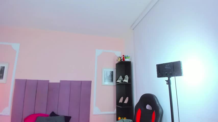 canndy_lover Webcam Star October 14, 2026